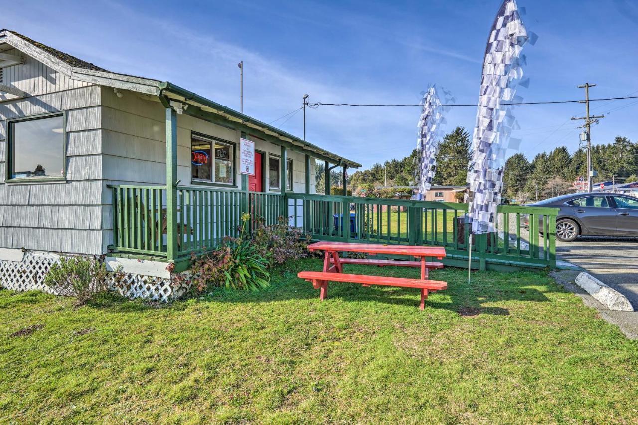 Rustic Coastal Smith River Cottage With Ocean Views! Exterior photo
